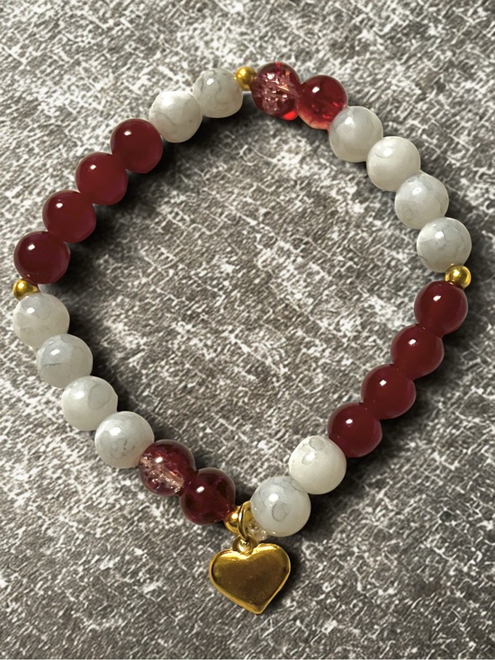 Jewelry - Rubys Queen of hearts handcrafted bracelet